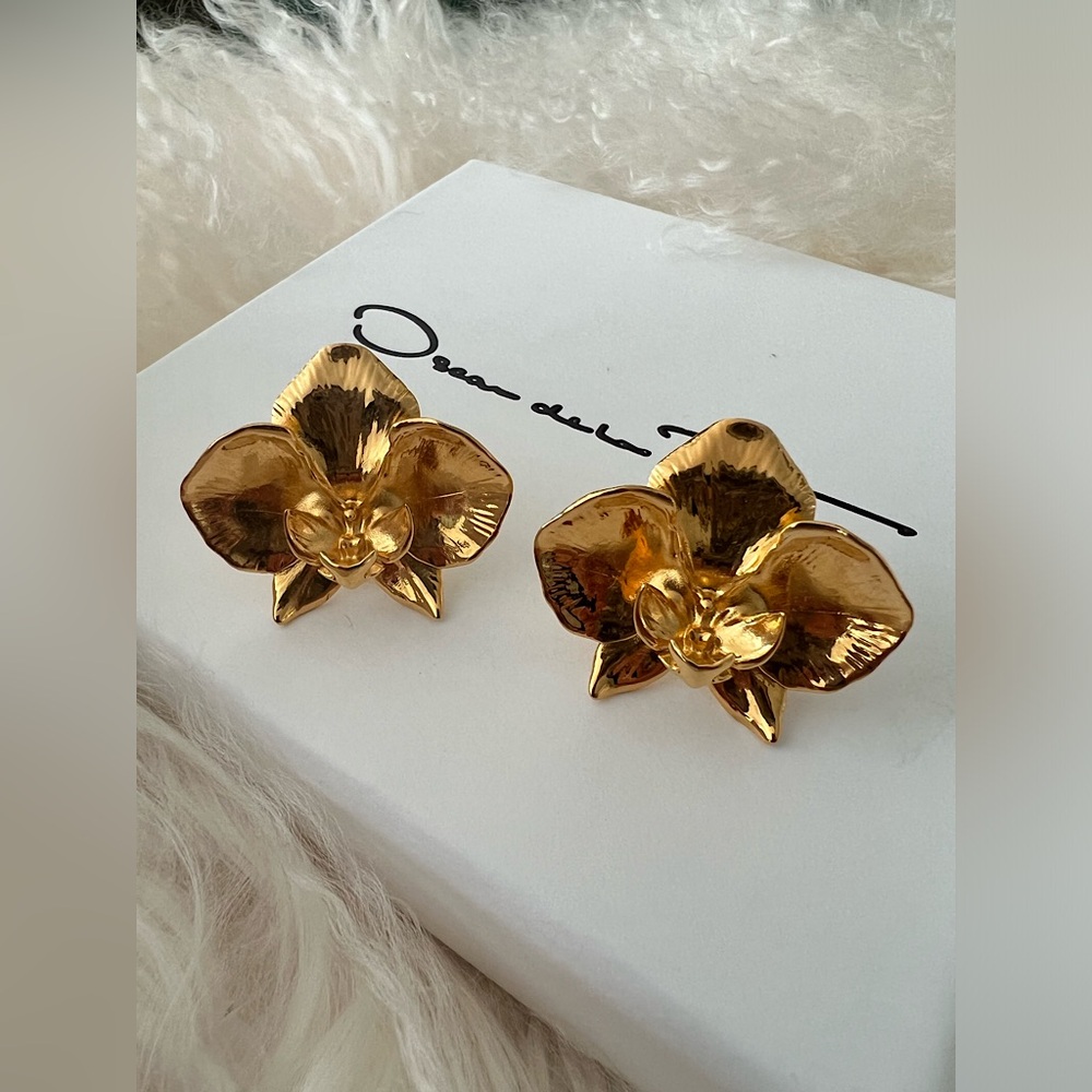 Oscar de la Renta gold orchid earrings